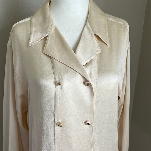 Chanel vintage 100% silk gold cream blouse - Picture 9 of 14